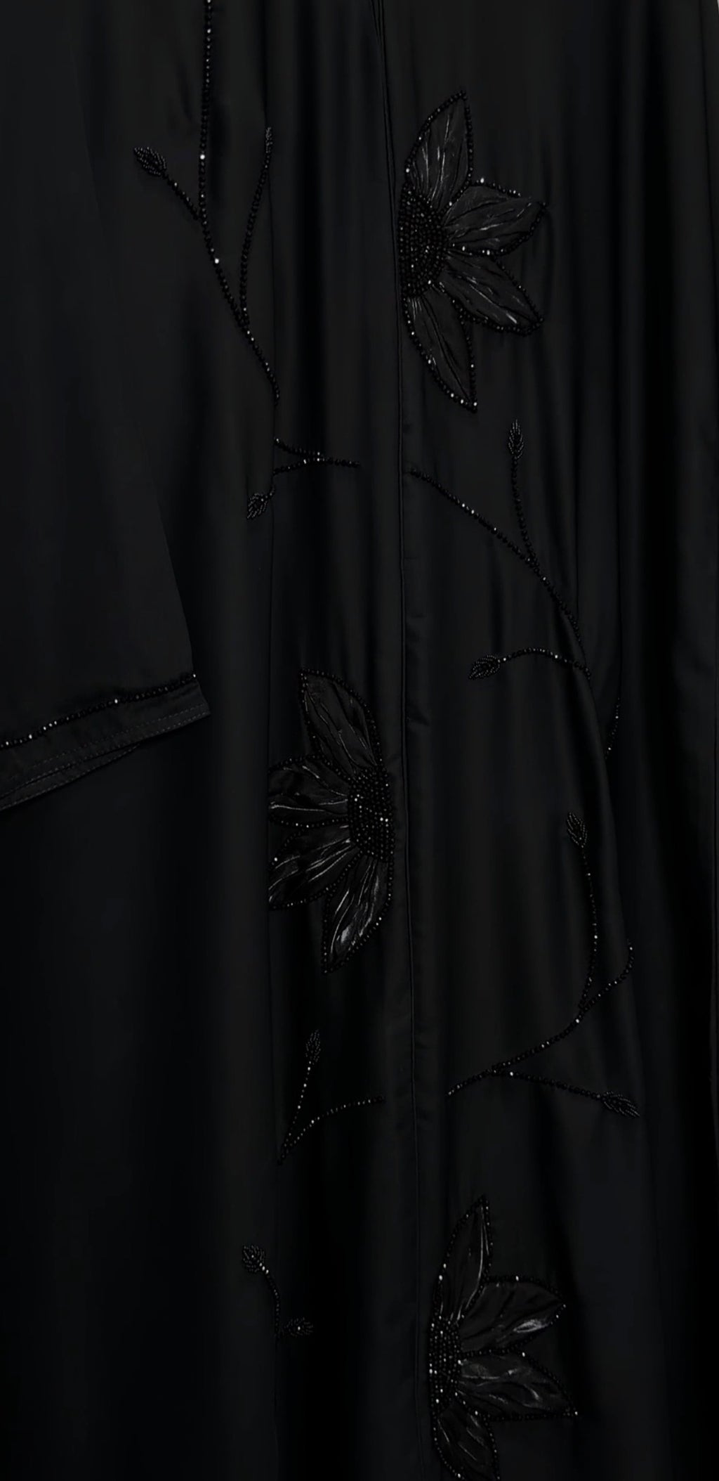 Midnight Bloom Abaya