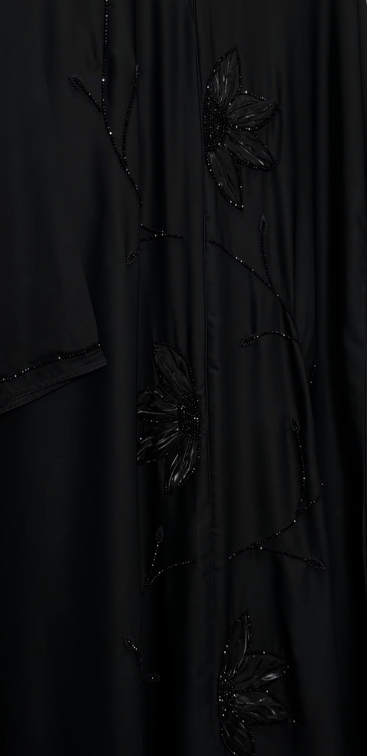 Midnight Bloom Abaya