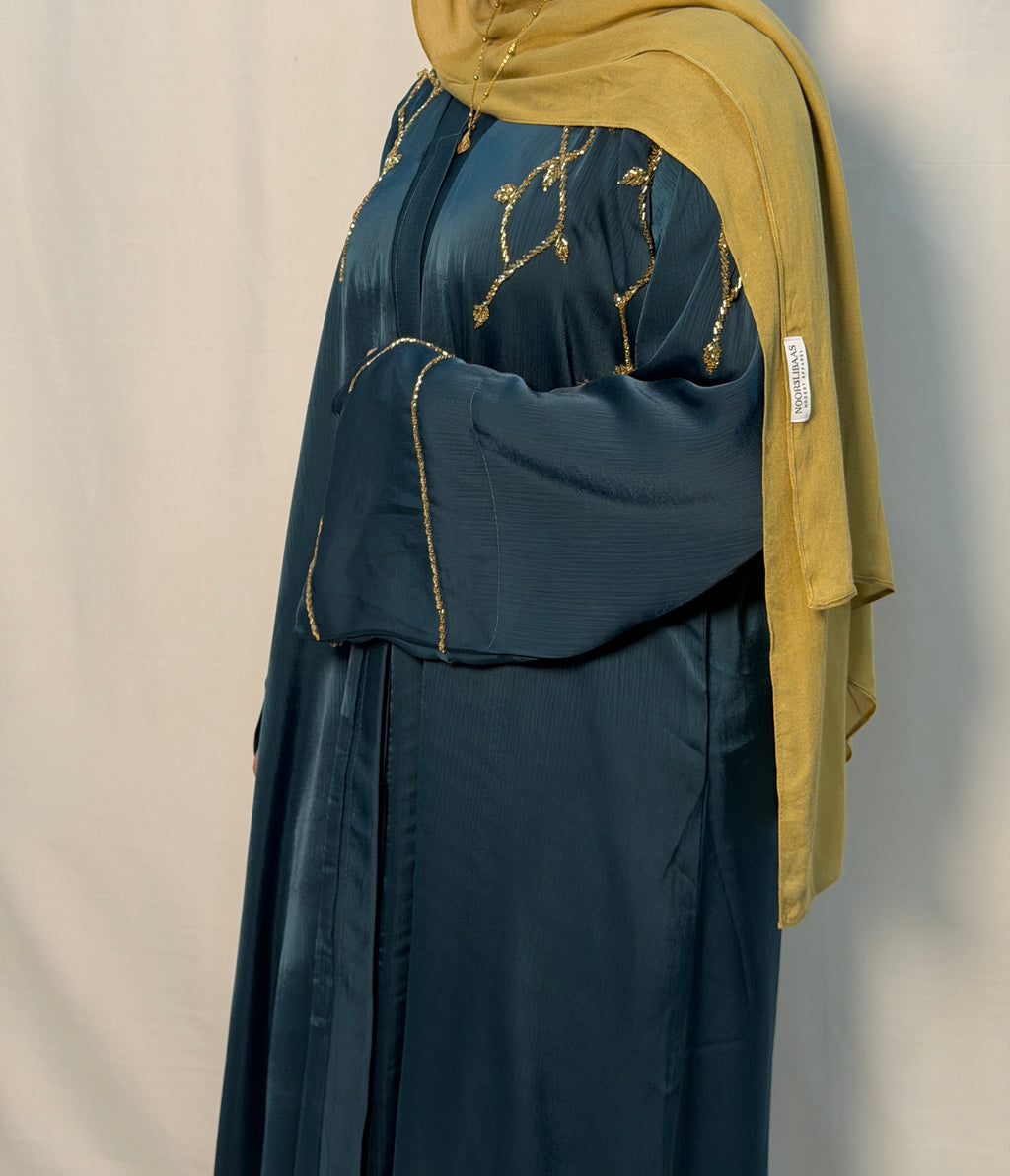 Noor Vine button-up Abaya